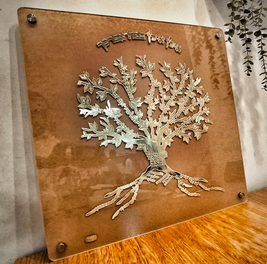 עץ יוחסין בעיצוב אישי בשילוב ציפוי זהב