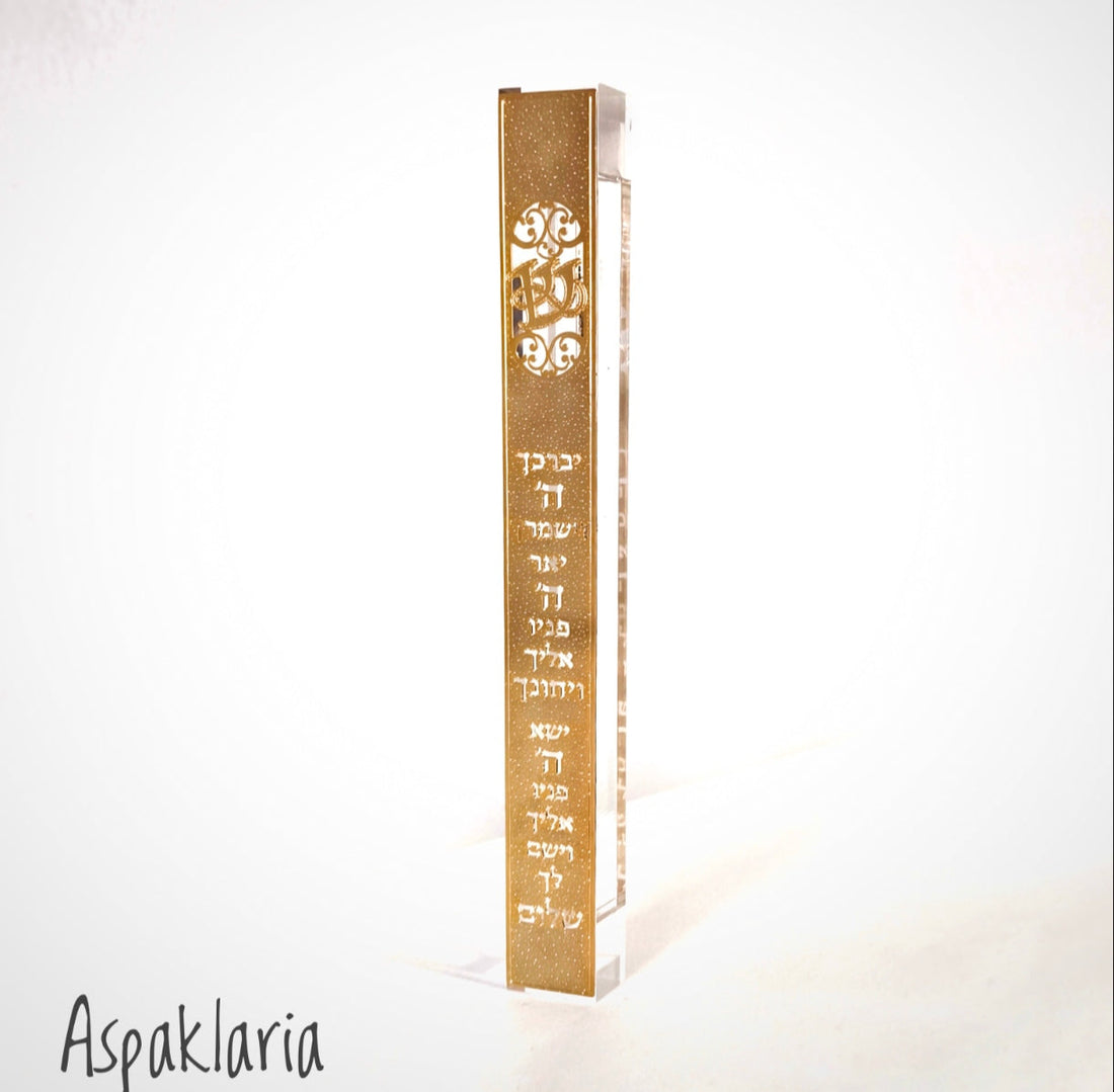 הרם/י את עיצוב הבית שלך: גלה/י את אמנות בתי המזוזה המעודנים