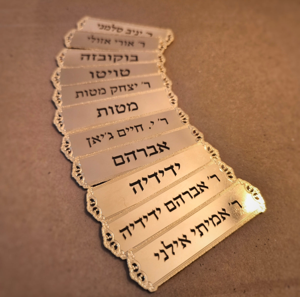 Synagogue name tag engrave